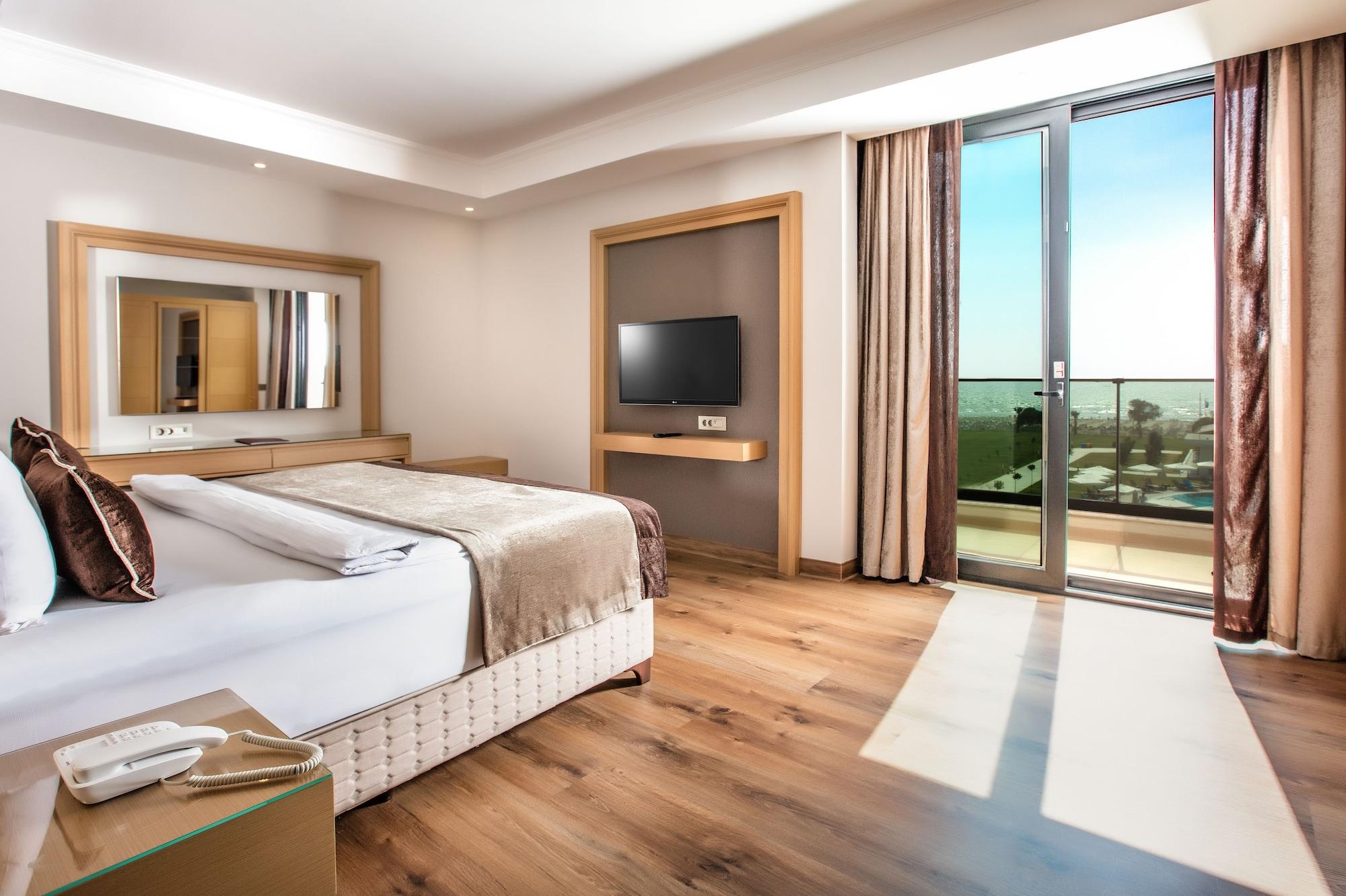 Korumar Ephesus Beach & Spa Resort Kusadası Exterior foto