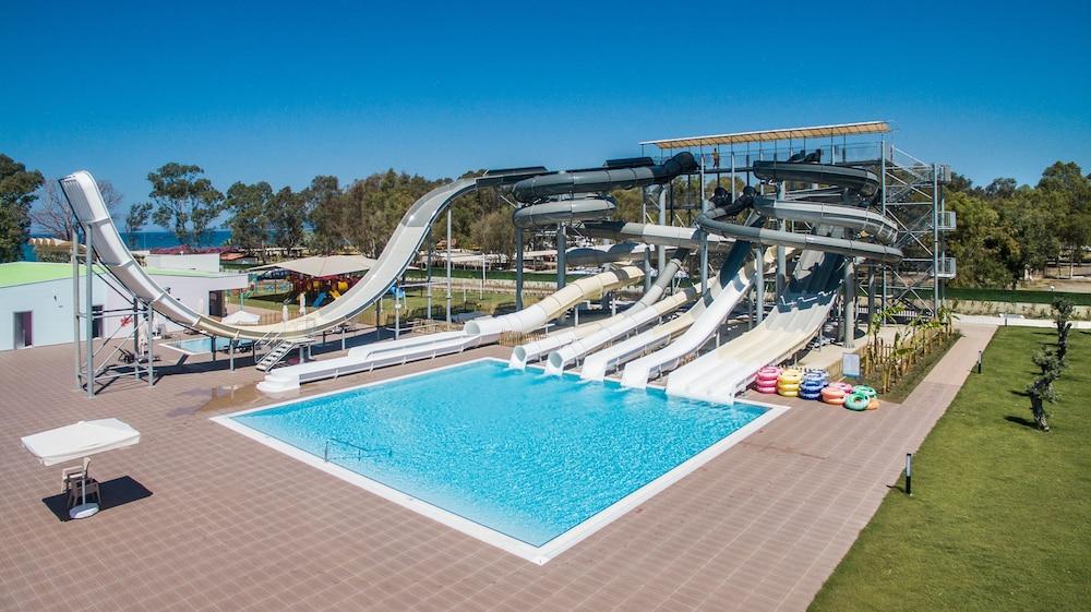Korumar Ephesus Beach & Spa Resort Kusadası Exterior foto